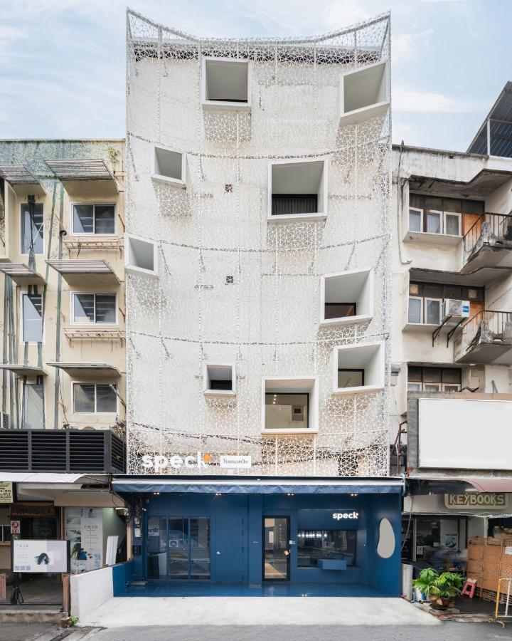 Speck Bangkok Hostel Buitenkant foto